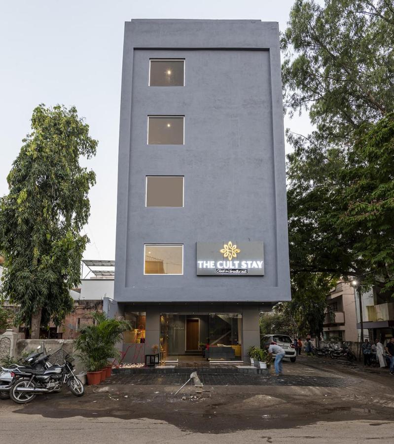 The Cult Stay Solapur Exteriör bild