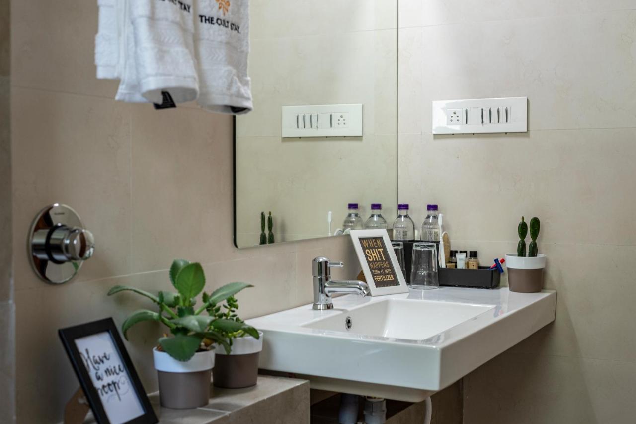 The Cult Stay Solapur Exteriör bild
